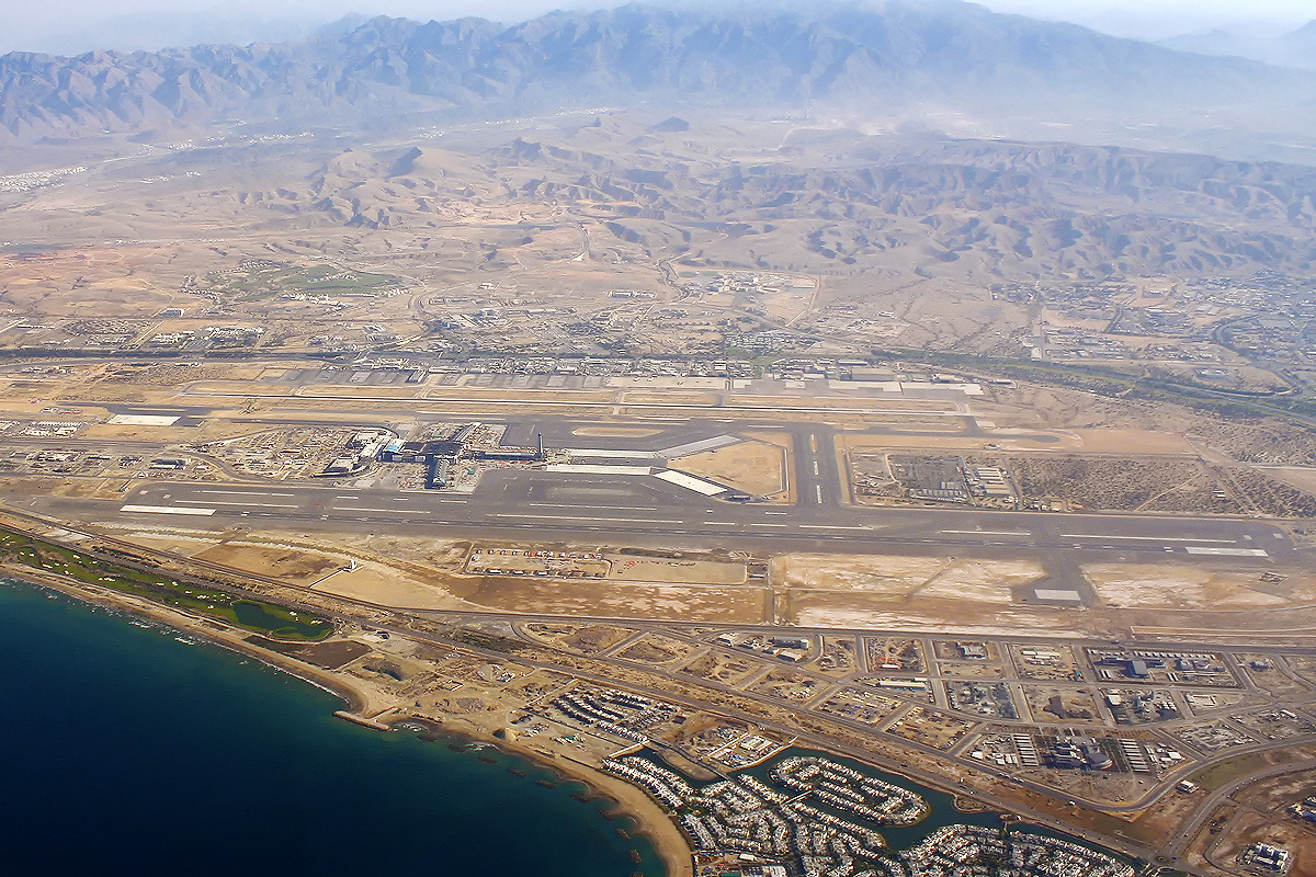 Aerial_view_of_Muscat_Airport